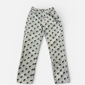 Fashion Nova Yin Yang Symbol Allover Black And White Straight Leg Jeans Size 5